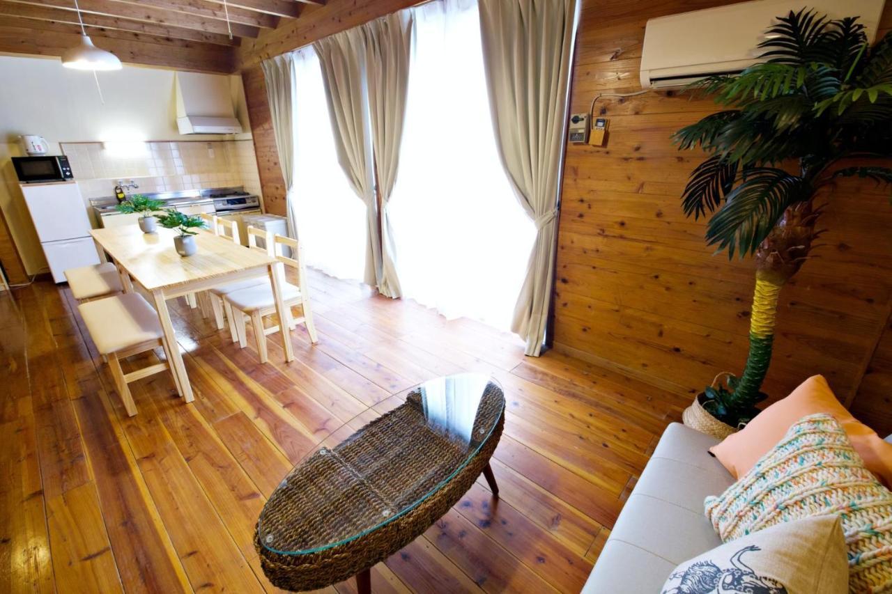 にらい恩納　杉の木 Apartment Onna Exterior photo